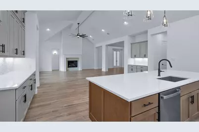 27051 West Ranch House Road, Montgomery, TX 77316 - Photo 9