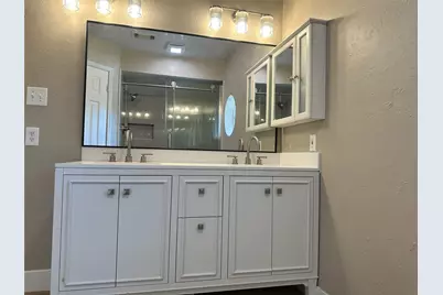 13315 Denver Oaks Drive, Houston, TX 77065 - Photo 9