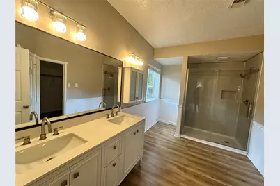 13315 Denver Oaks Drive, Houston, TX 77065 - Photo 11