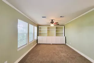 9607 Farrell Dr, Houston, TX 77070 - Photo 5