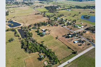 28109 Waller Gladish Rd, Waller, TX 77484 - Photo 11