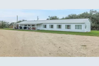 1115 County Rd 307, Alleyton, TX 78935 - Photo 11