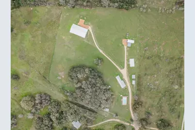 1115 County Rd 307, Alleyton, TX 78935 - Photo 9