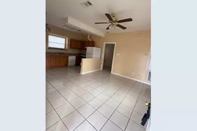 702 Staitti Street #C, Humble, TX 77338 - Photo 7