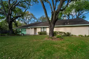 1716 Tara Cir, Texas City, TX 77591 - Photo 3