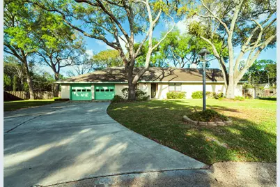 1716 Tara Circle, Texas City, TX 77591 - Photo 1