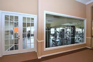 7575 Kirby Dr, Houston, TX 77030 - Photo 3