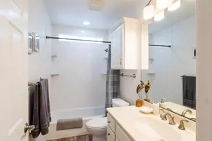 127 Pompano Ave, Galveston, TX 77550 - Photo 9