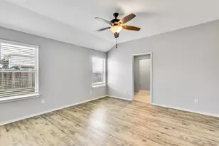 16831 Silent Pines Ct, Conroe, TX 77302 - Photo 15