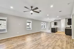 16831 Silent Pines Ct, Conroe, TX 77302 - Photo 7