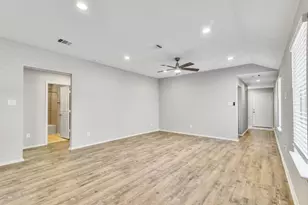 16831 Silent Pines Ct, Conroe, TX 77302 - Photo 7