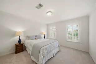 3 Martin Ln, Spring Valley Village, TX 77055 - Photo 17