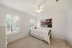 3 Martin Ln, Spring Valley Village, TX 77055 - Photo 19