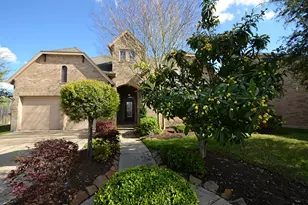 6606 Cadogan Ct, Sugar Land, TX 77479 - Photo 1