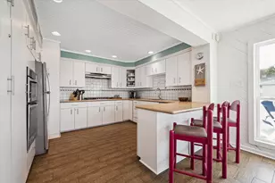 4211 Long Tom Ct, Galveston, TX 77554 - Photo 13