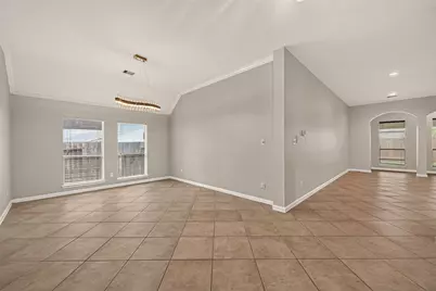 706 Silver Creek Circle, Richmond, TX 77406 - Photo 11