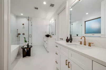 1010 E 26th Street, Houston, TX 77009 - Photo 15