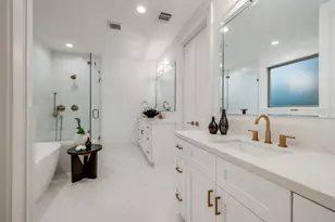1010 E 26th St, Houston, TX 77009 - Photo 15