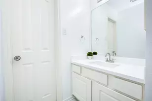 14411 Chartley Falls Dr, Houston, TX 77044 - Photo 15