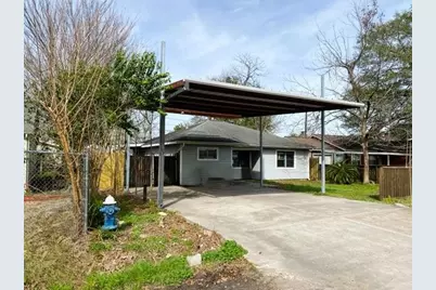 125 W Sunnyside Street, Houston, TX 77076 - Photo 1