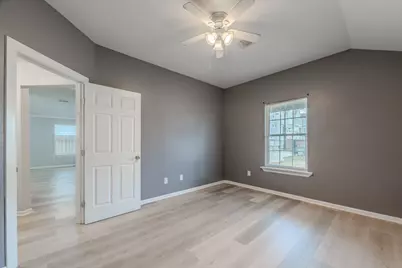 834 Elkhart Street, Houston, TX 77091 - Photo 5