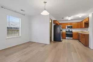 9747 Gulfstream Dr, Conroe, TX 77303 - Photo 3