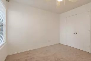 9747 Gulfstream Dr, Conroe, TX 77303 - Photo 15