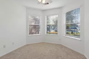 9747 Gulfstream Dr, Conroe, TX 77303 - Photo 13