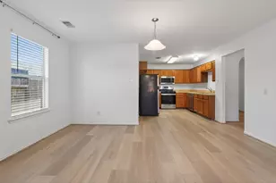 9747 Gulfstream Dr, Conroe, TX 77303 - Photo 7