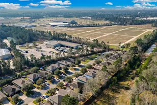 9747 Gulfstream Dr, Conroe, TX 77303 - Photo 37