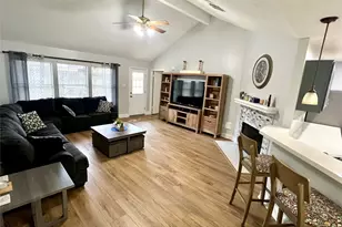 1806 Oakwood Dr E, Pearland, TX 77581 - Photo 13