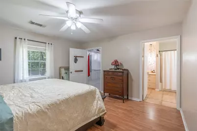 140 Cherry Circle E Circle E, New Waverly, TX 77358 - Photo 11