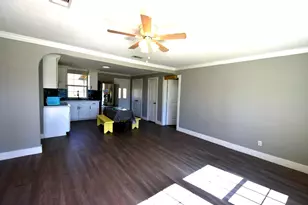 504 Cedar St, Sweeny, TX 77480 - Photo 5