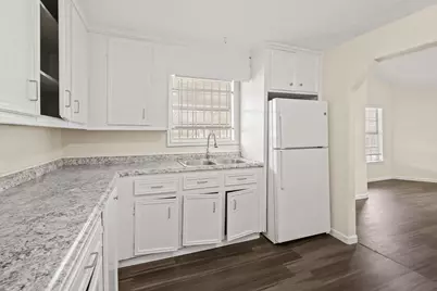 726 McDaniel Street, Houston, TX 77022 - Photo 3