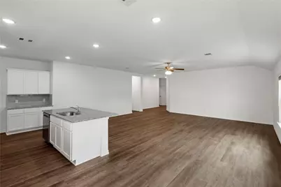 10707 Crockett Meadows Boulevard, Conroe, TX 77306 - Photo 3