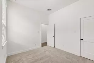 4707 Harrington Gate Dr, Texas City, TX 77590 - Photo 5
