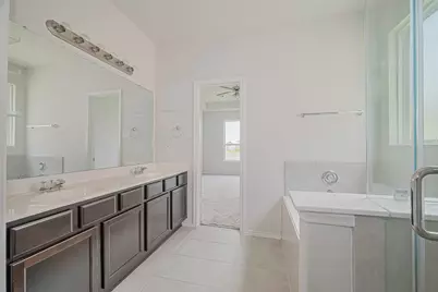 15502 Islandview Lane, Houston, TX 77053 - Photo 49