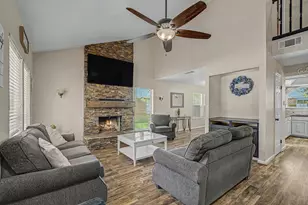 3235 Village Park Dr, Houston, TX 77339 - Photo 7