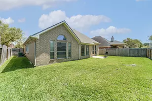 2612 Sun Flare Ln, Pearland, TX 77584 - Photo 5