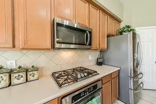 2612 Sun Flare Ln, Pearland, TX 77584 - Photo 13