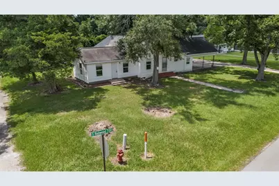 660 Redwood Street, Kountze, TX 77625 - Photo 33