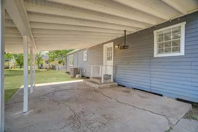 1114 W 5th Street, Freeport, TX 77541 - Photo 35