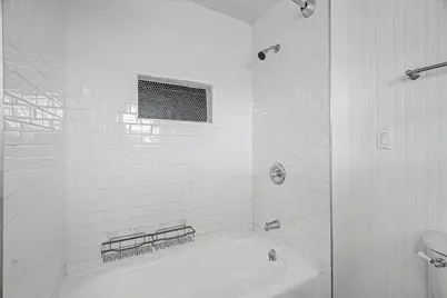 1114 W 5th Street, Freeport, TX 77541 - Photo 23