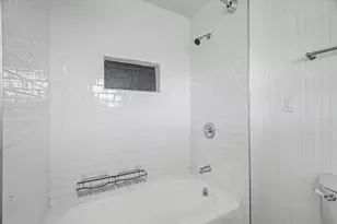 1114 W 5th St, Freeport, TX 77541 - Photo 23
