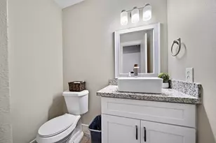 1609 N Richmond Rd, Wharton, TX 77488 - Photo 9