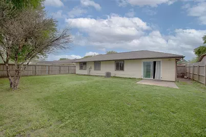 2513 Harpers Ferry Drive, League City, TX 77573 - Photo 35