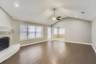 5607 Circlegate Dr, Spring, TX 77373 - Photo 5