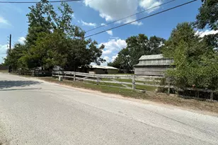 22450 Oakley Rd, New Caney, TX 77357 - Photo 31