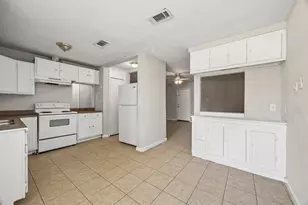 10350 Stover St, Houston, TX 77075 - Photo 3
