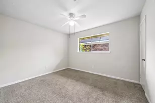 10350 Stover St, Houston, TX 77075 - Photo 7
